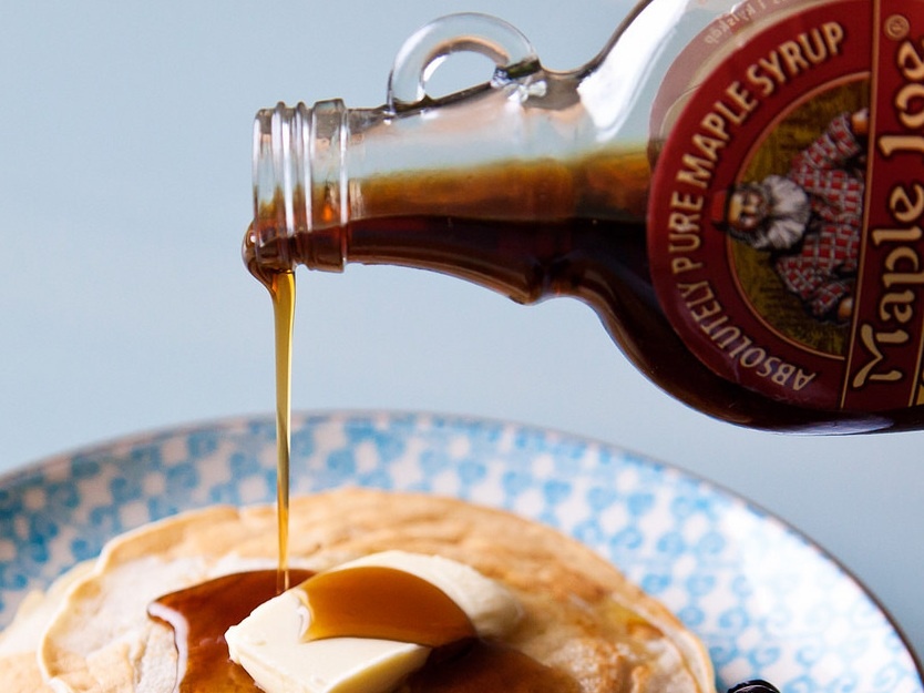 thuc pham het han van dung duoc anh 2