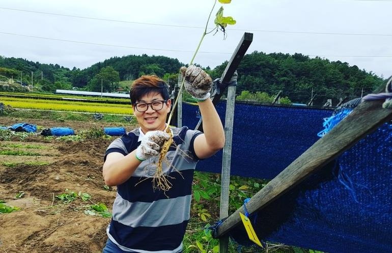 Qua trinh trong nhan sam Han Quoc: Mat it nhat 5 nam de thu hoach hinh anh