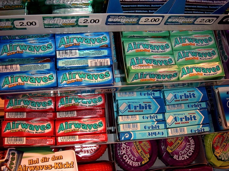 do vat bi cam xuat nhap canh anh 7