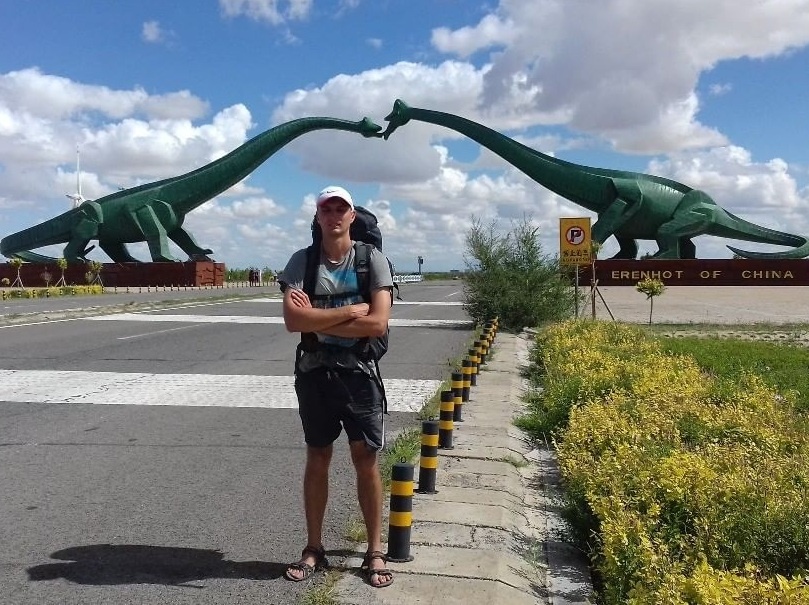 tuong khung long hon nhau o Trung Quoc anh 10