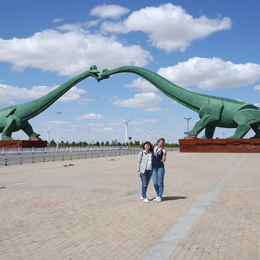 tuong khung long hon nhau o Trung Quoc anh 8