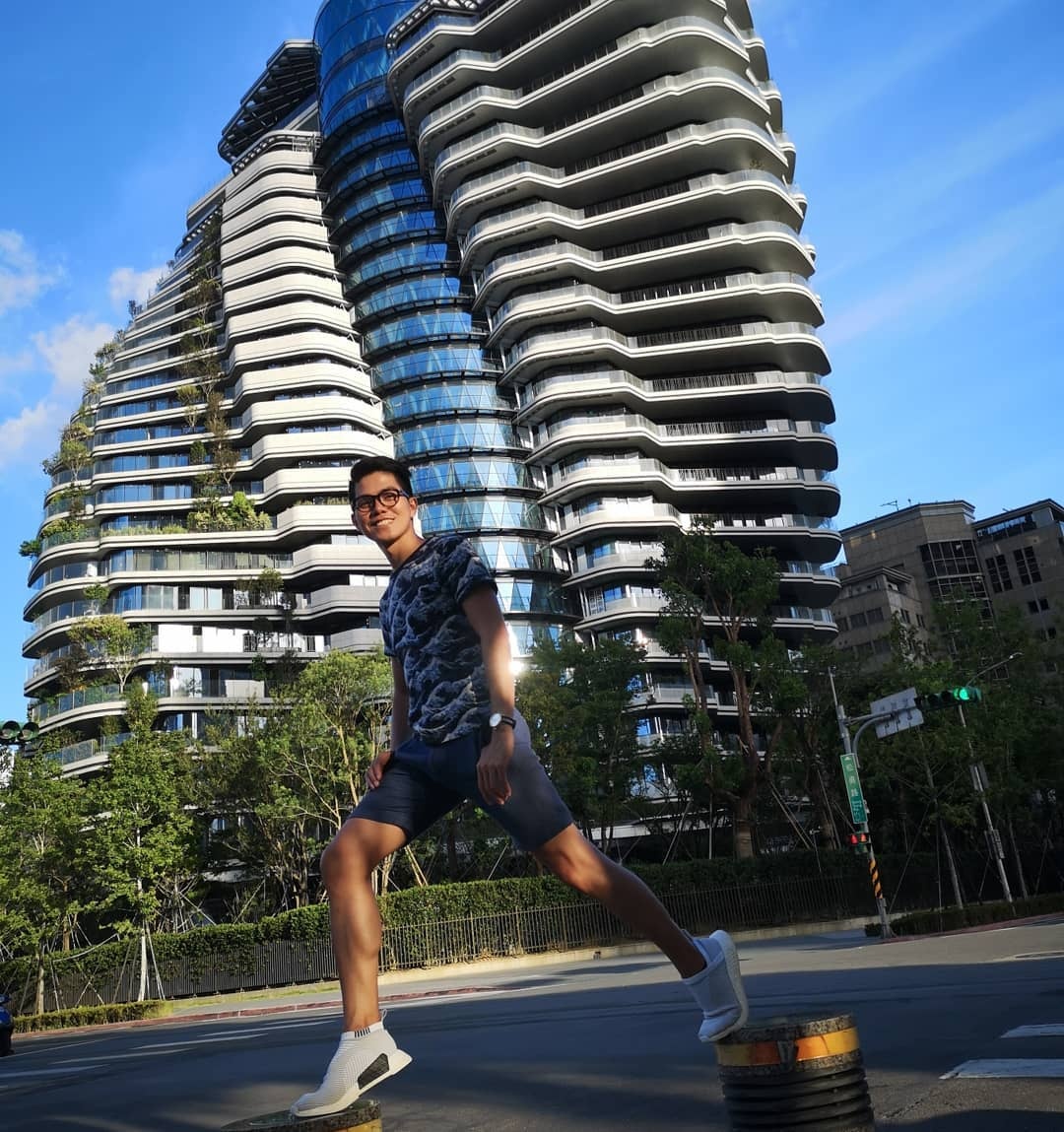 toa nha hinh chuoi DNA anh 15