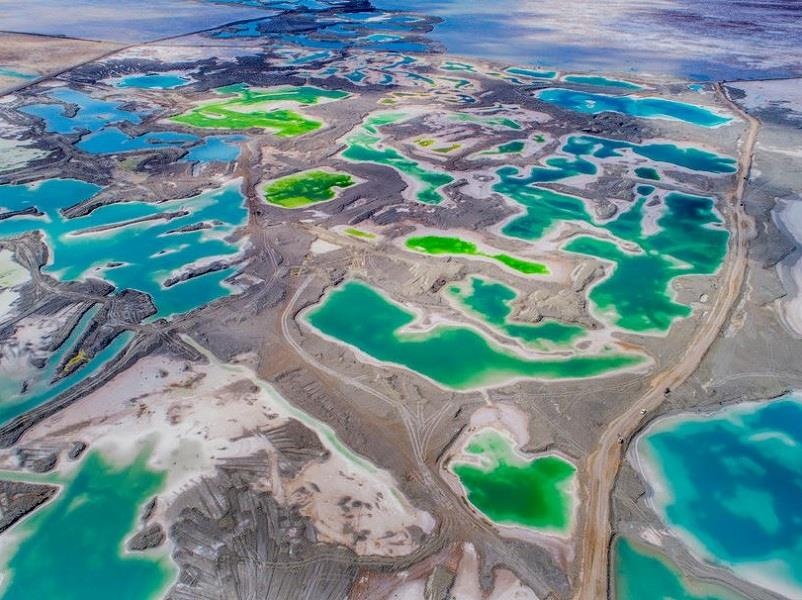 Ho muoi ngoc luc bao dep nhu canh sac ngoai hanh tinh hinh anh