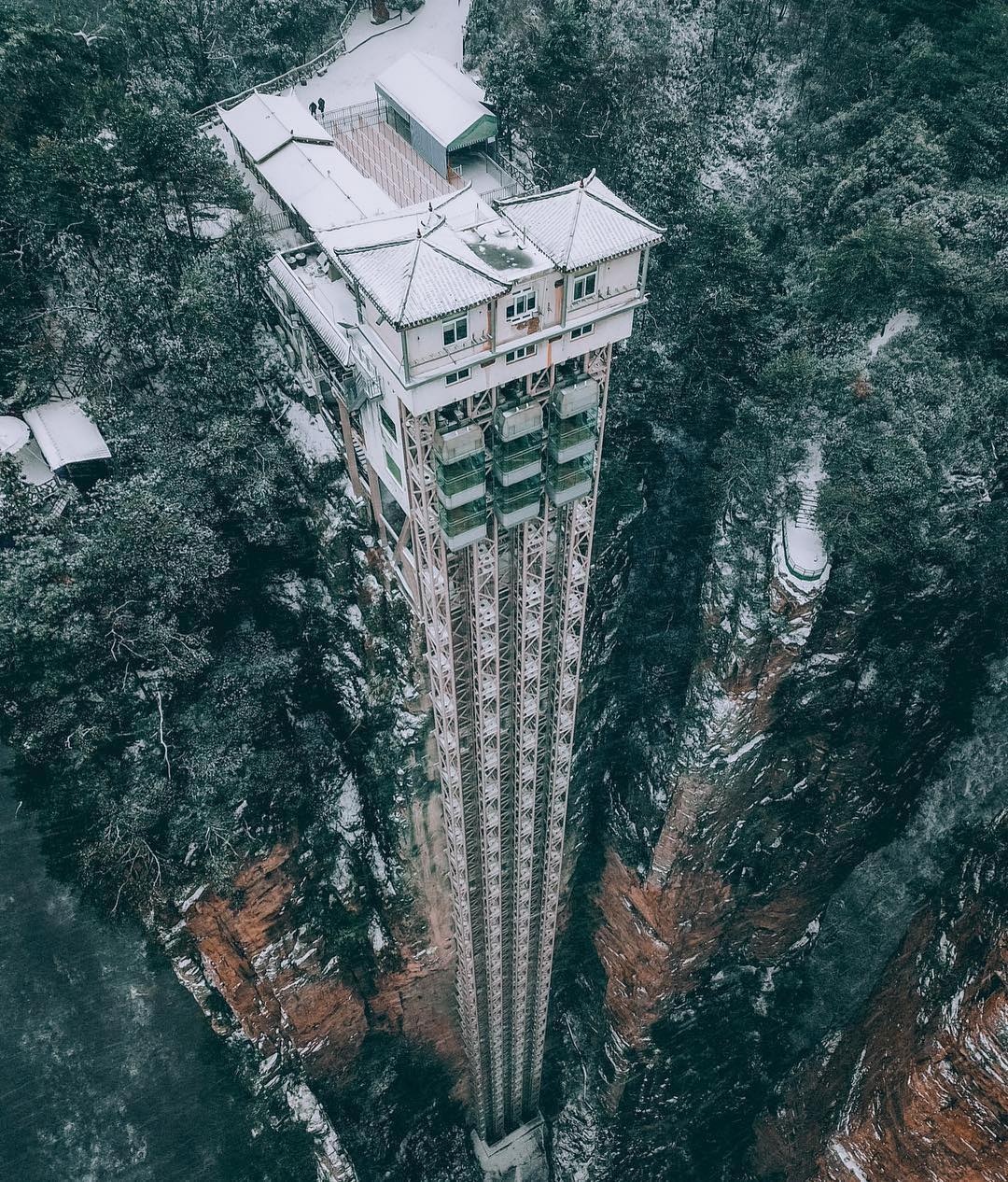 thang may ngoai troi cao nhat the gioi anh 17