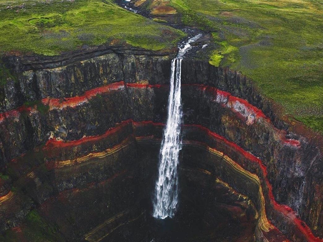 Muon ve hung vi o dao quoc so huu 10.000 thac nuoc hinh anh