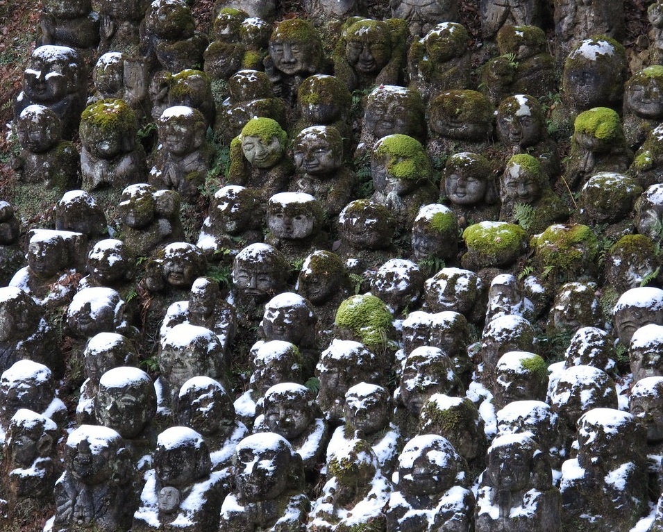 ngoi den co 1.200 tuong da anh 21