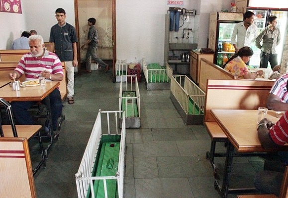 nha hang co 12 quan tai anh 5