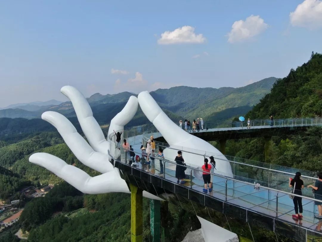 cau Vang phien ban Trung Quoc anh 9