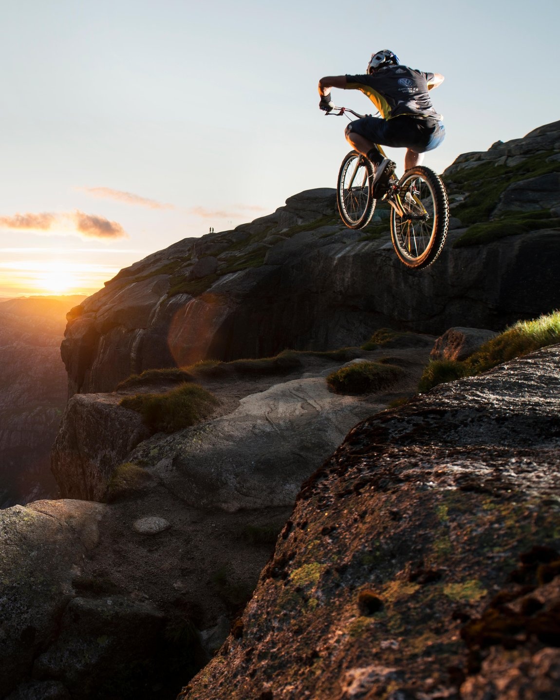 tang da Kjeragbolten anh 9