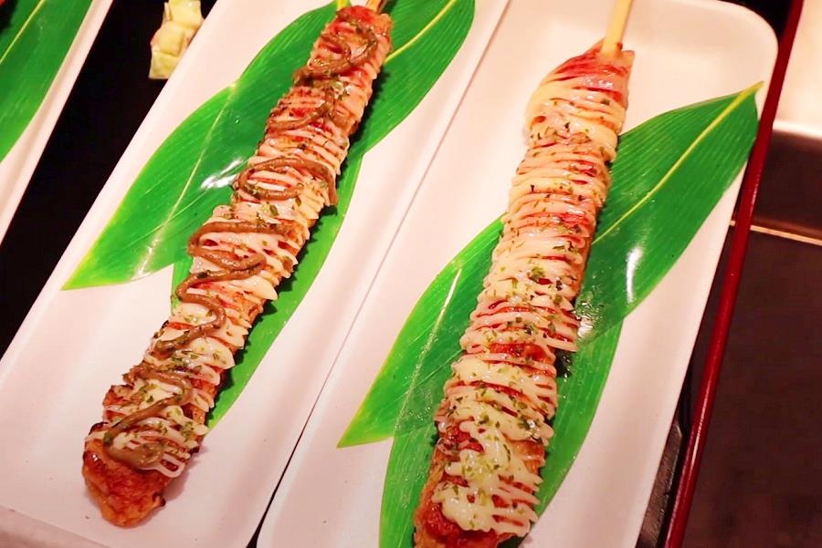 Thanh cua chien - mon ngon duong pho hut khach o Nhat Ban hinh anh