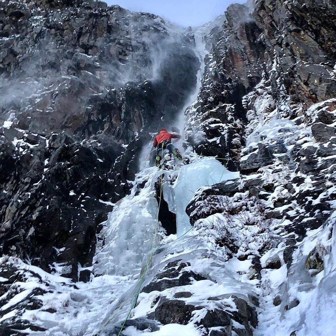 thac nuoc dong bang anh 8