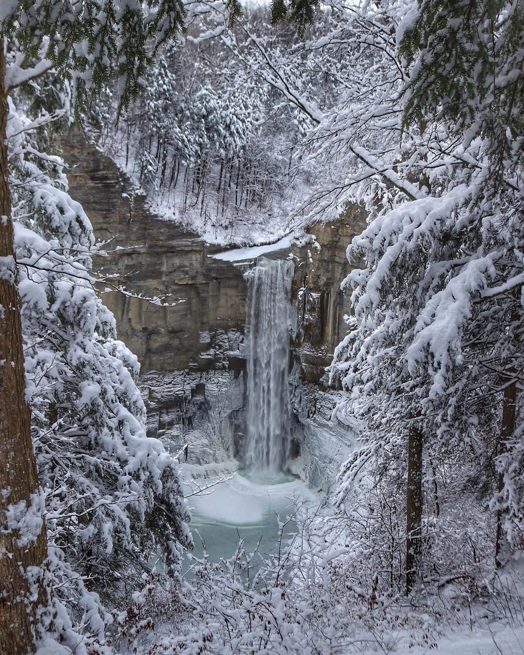 thac nuoc dong bang anh 1