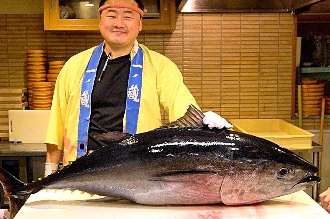 Man trinh dien xe thit ca ngu cua dau bep Nhat hinh anh