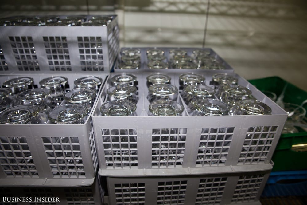 nhà bếp của hãng hàng không Mỹ ảnh 23 nha bep cua hang hang khong My anh 23