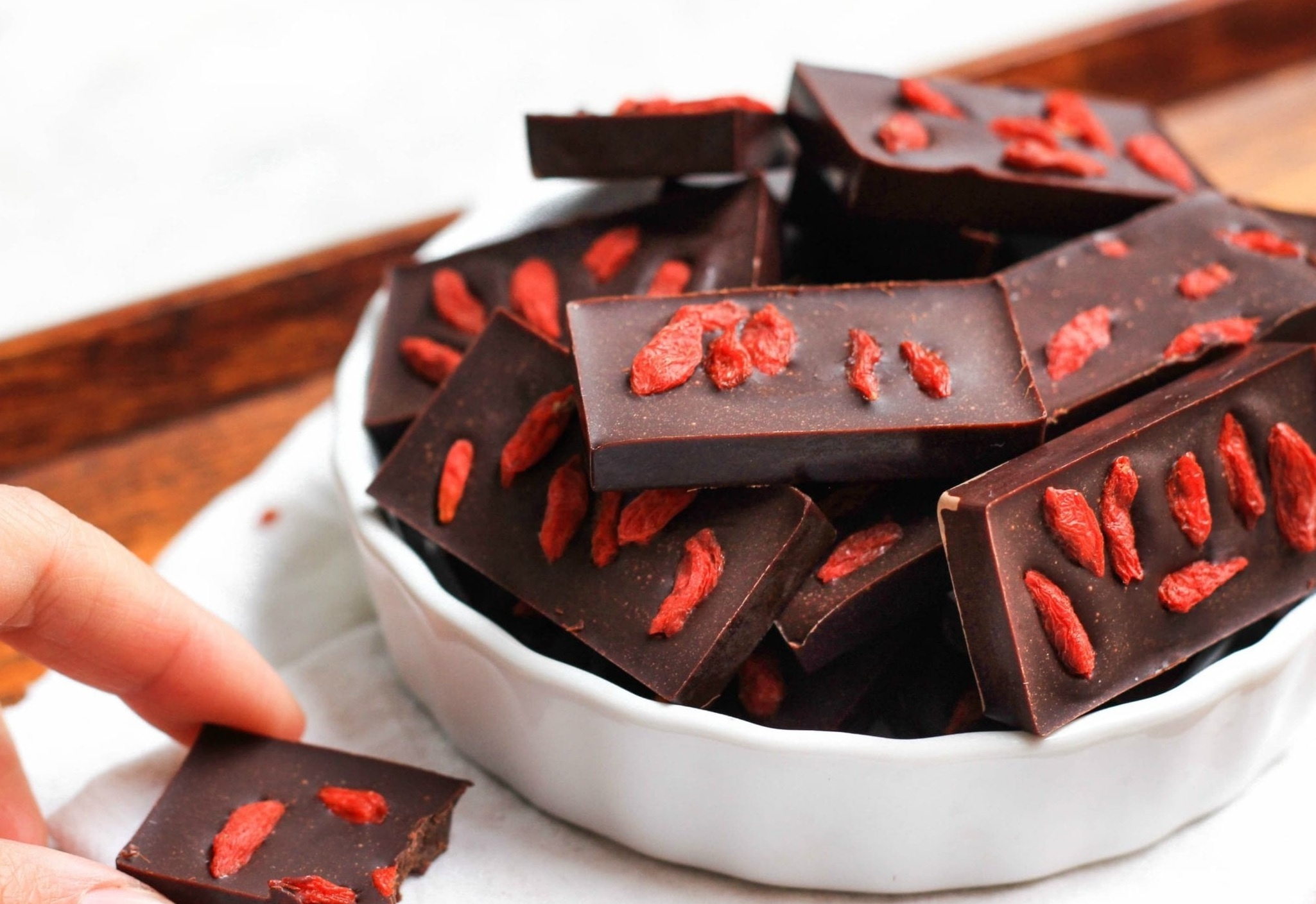 Chocolate mu tat, ot va cac phien ban ky la cho ngay Valentine hinh anh