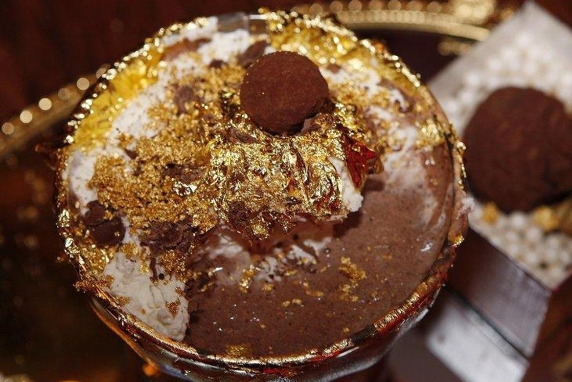 Chocolate phu vang, nam kim cuong, gia hon 500 trieu dong hinh anh