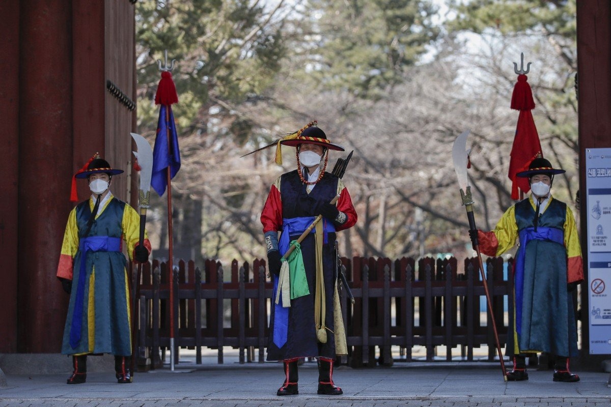 huy tour di Han Quoc anh 1