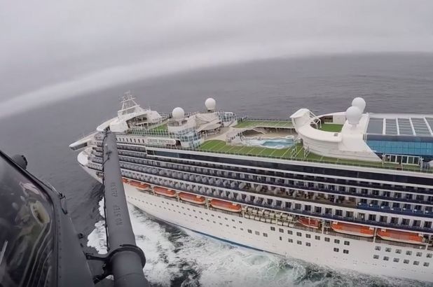 du khach kien chu tau Grand Princess anh 2