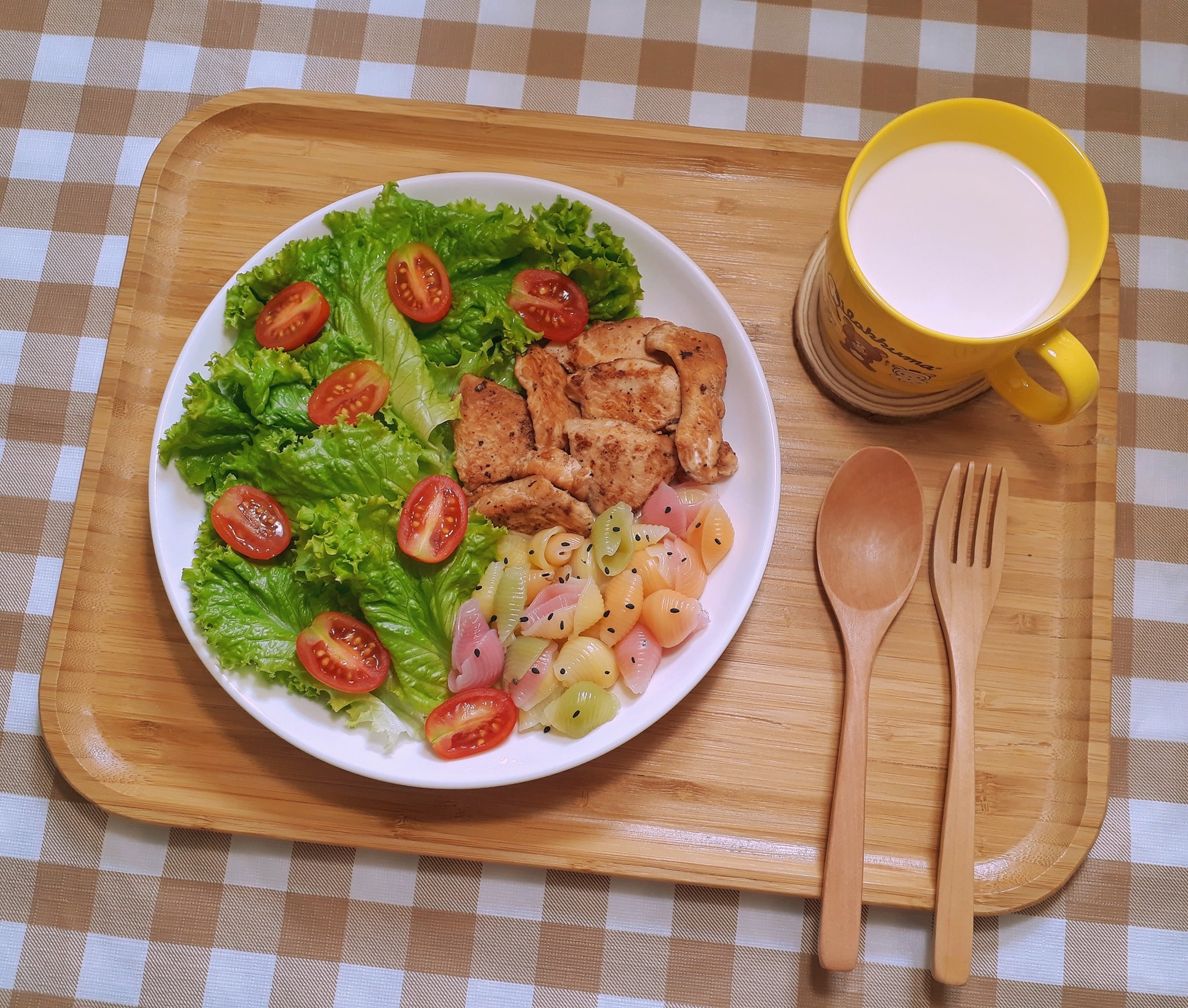 bua com cho nguoi an mot minh anh 1