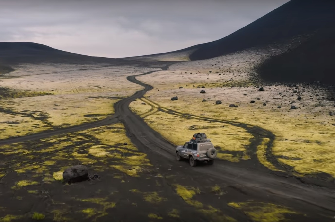 Vung dat lua va bang hoang lanh nhu duong den sao Hoa hinh anh