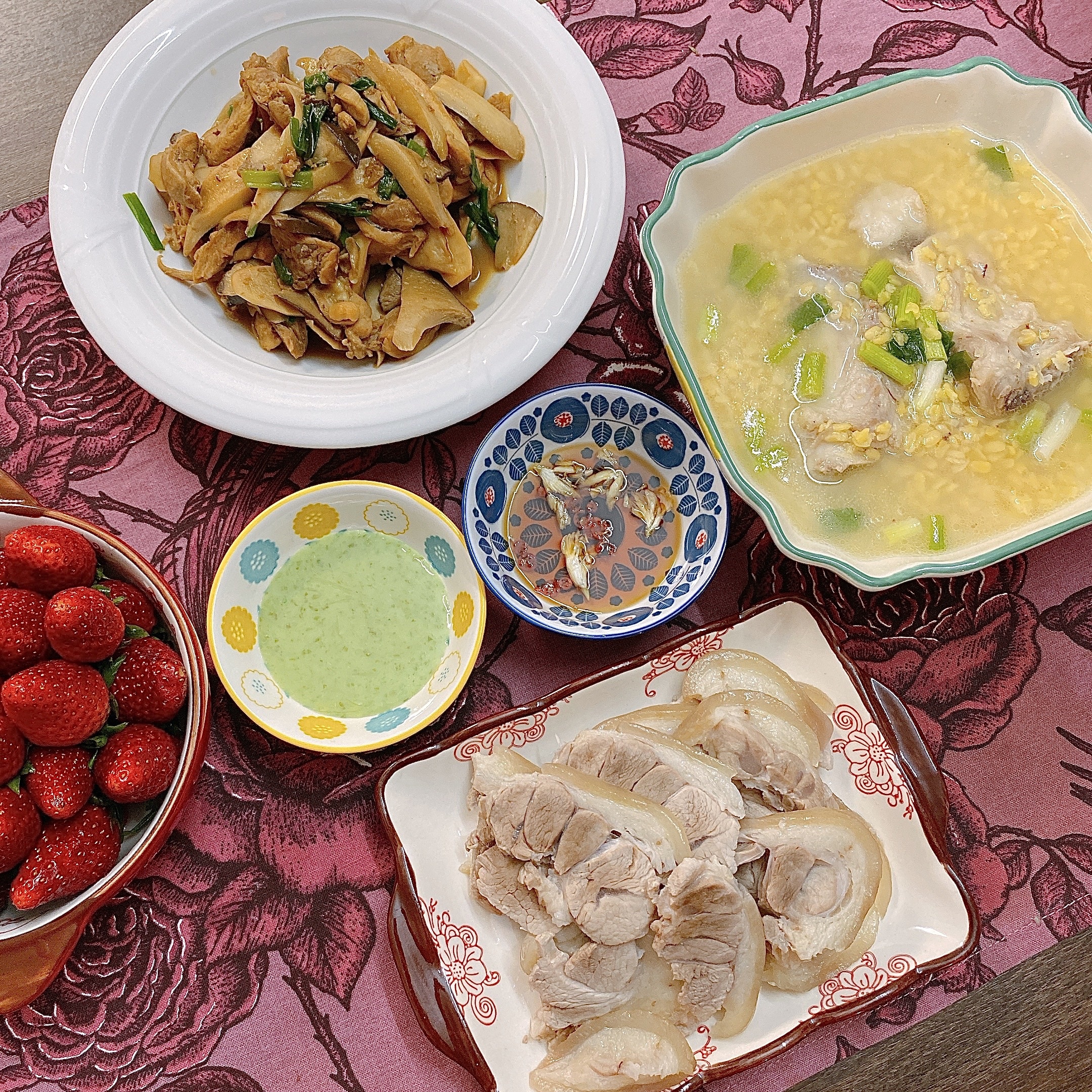 thuc don bua com gia dinh anh 4