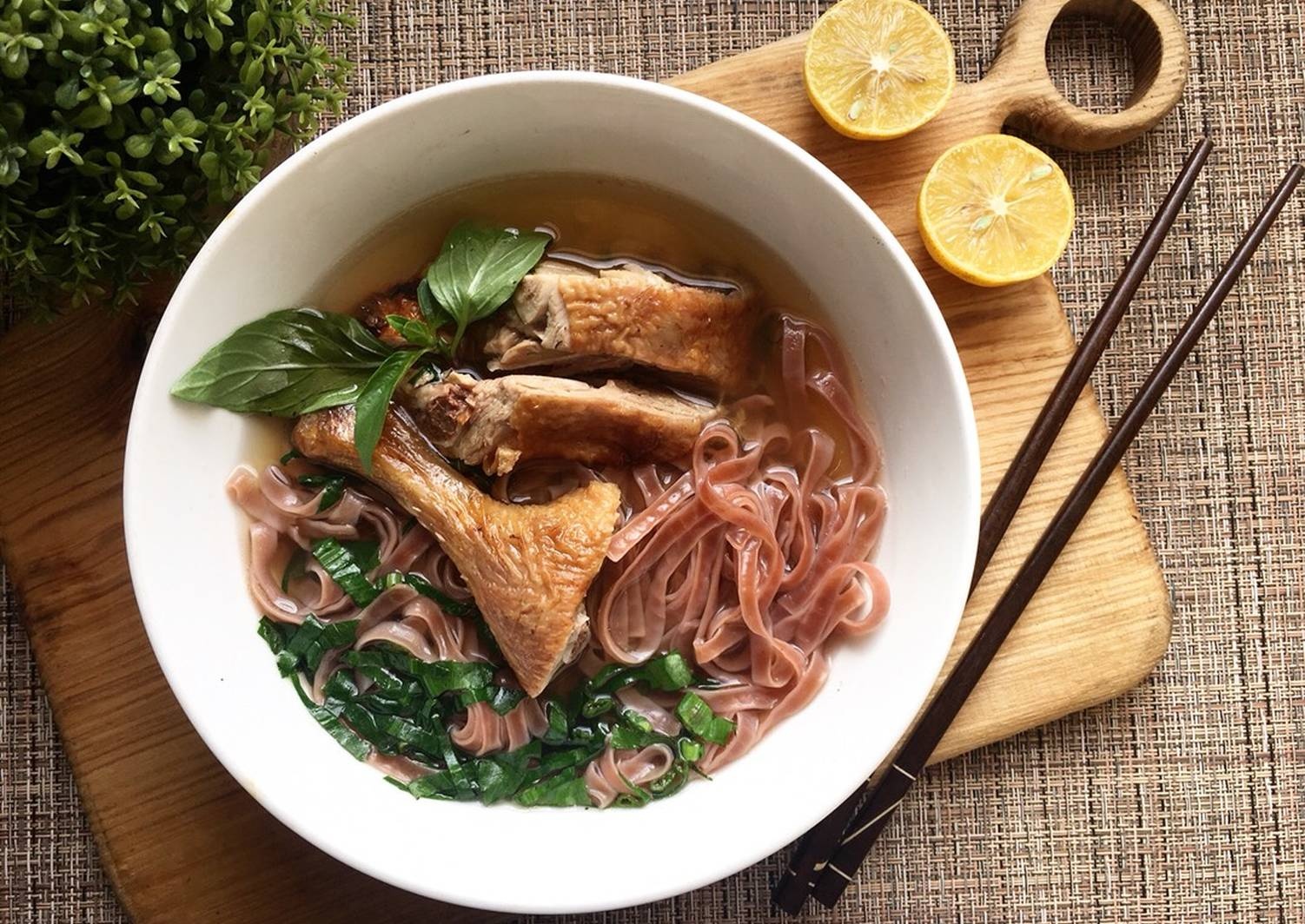 cach lam bun nuoc tai nha anh 1