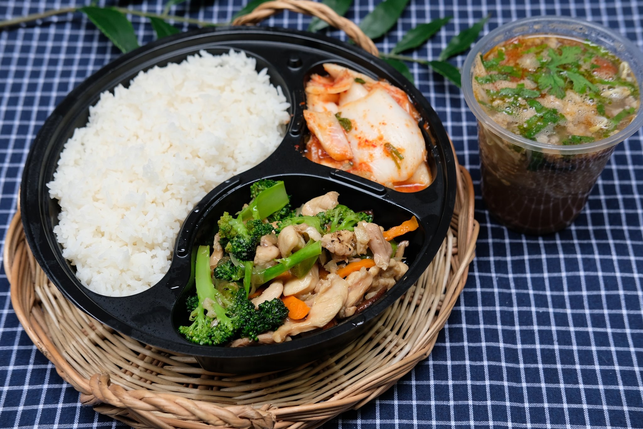giao đồ ăn đêm ở Hà Nội ảnh 1 giao do an dem o Ha Noi anh 1