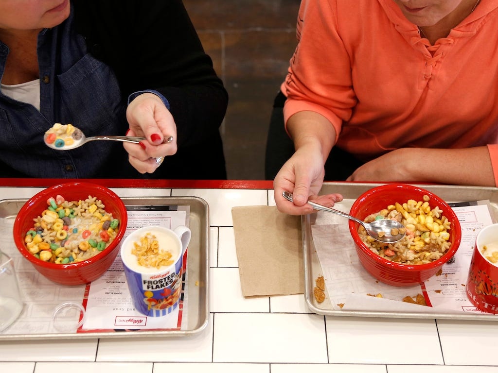 thuc pham qua han su dung anh 1