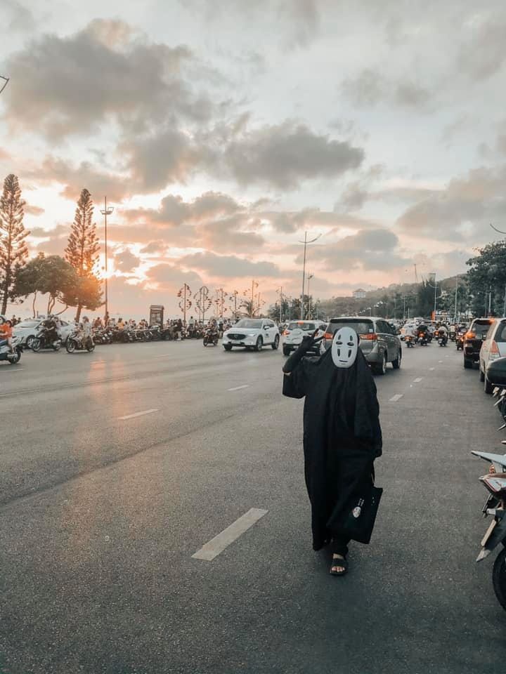 hóa thân Vô Diện đi du lịch ảnh 6 hoa than Vo Dien di du lich anh 6