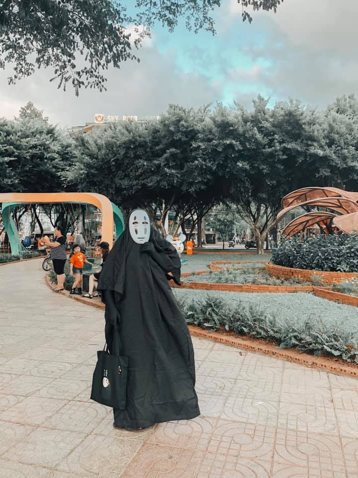 hóa thân Vô Diện đi du lịch ảnh 7 hoa than Vo Dien di du lich anh 7