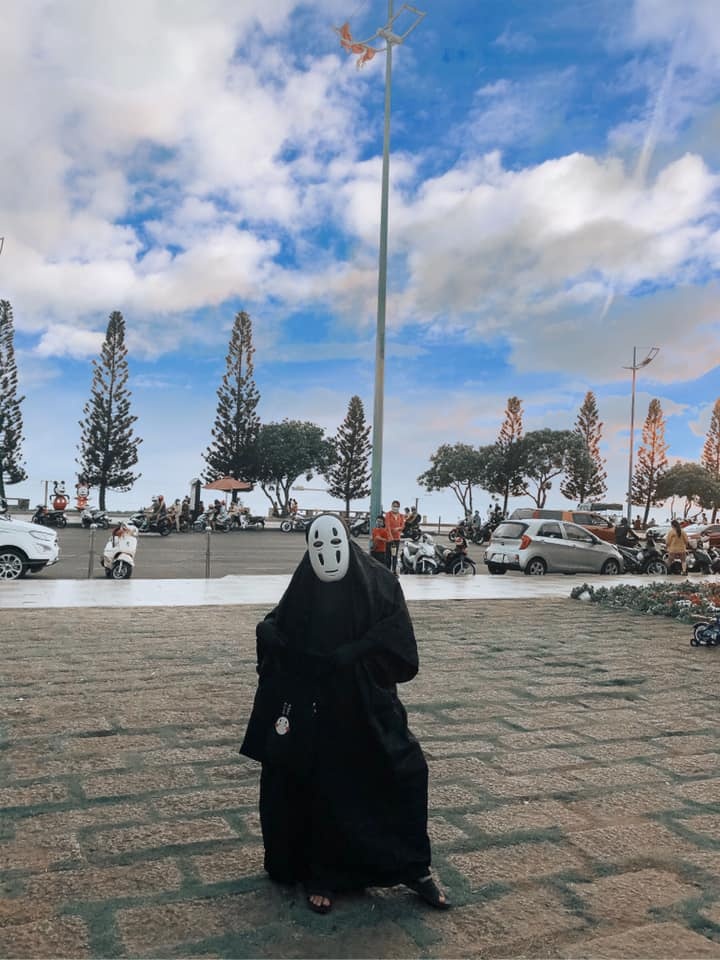 hóa thân Vô Diện đi du lịch ảnh 8 hoa than Vo Dien di du lich anh 8