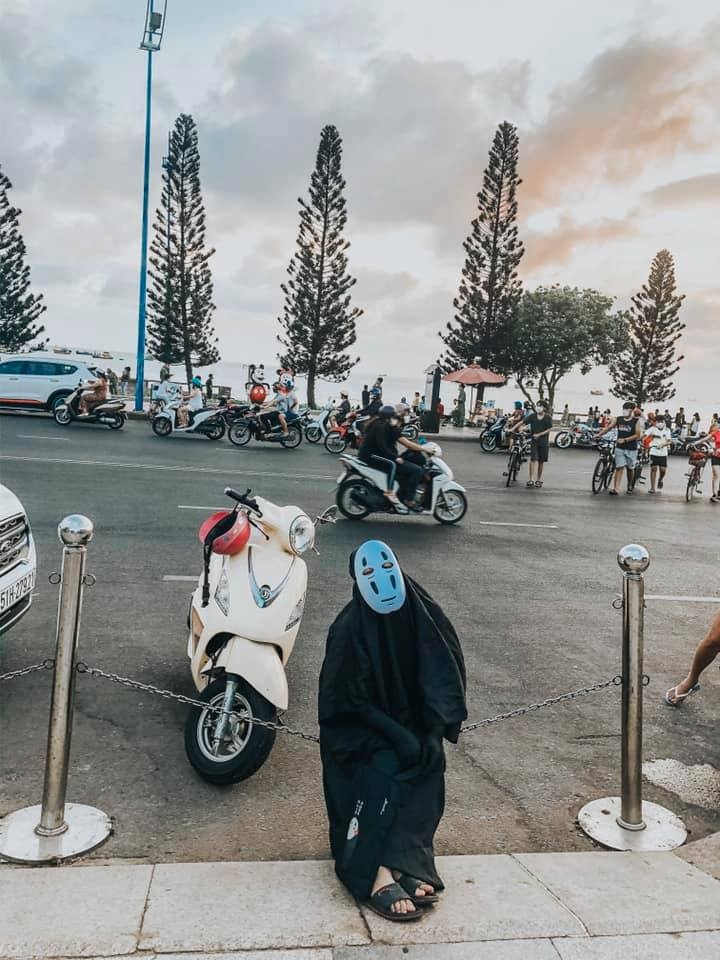 hóa thân Vô Diện đi du lịch ảnh 9 hoa than Vo Dien di du lich anh 9