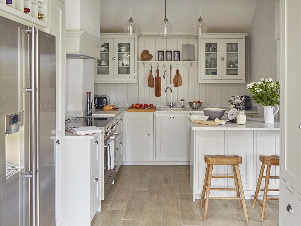 Thiet ke nhu the nao de can bep nho trong rong rai hon? hinh anh