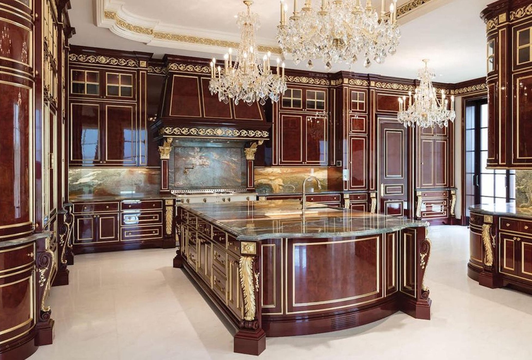 9 can bep gia tien ty voi noi that dat vang xa xi hinh anh