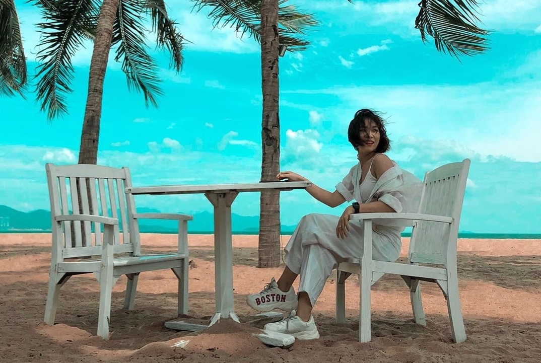 3 quan ca phe view bien hut khach o Nha Trang hinh anh