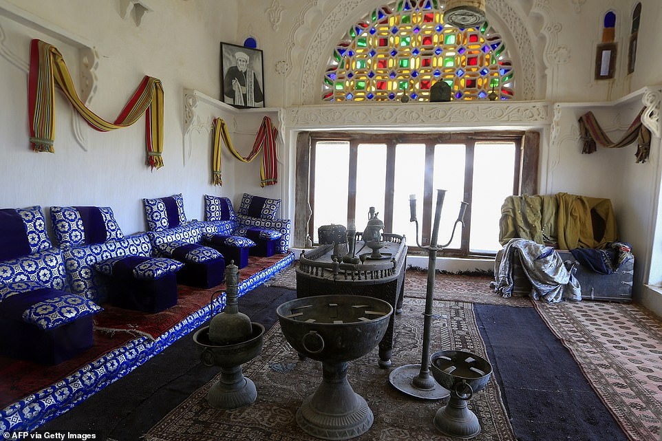 Cung điện đá Dar al-Hajar ảnh 4 Cung dien da Dar al-Hajar anh 4
