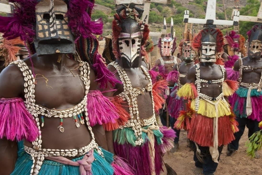 Cac bo lac chau Phi van song du muc, tu cung tu cap hinh anh