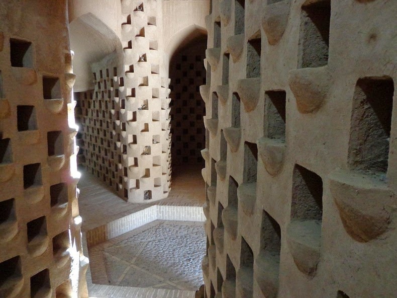 Tháp chim bồ câu ở Iran ảnh 12 Thap chim bo cau o Iran anh 12