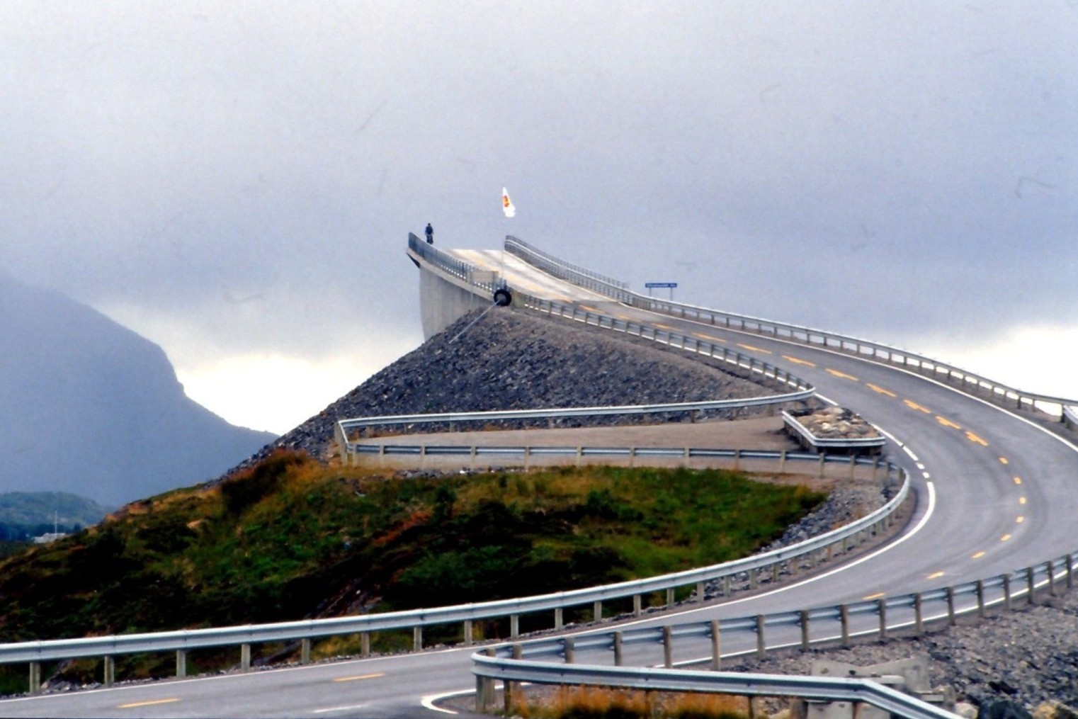 Nhung con duong ky la tren the gioi hinh anh