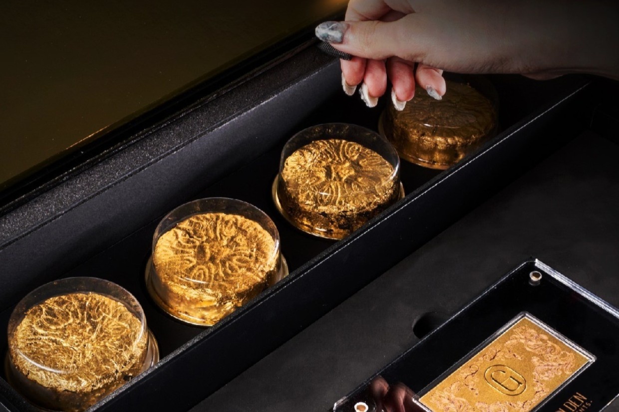 Co gi ben trong hop banh Trung Thu 888 USD? hinh anh