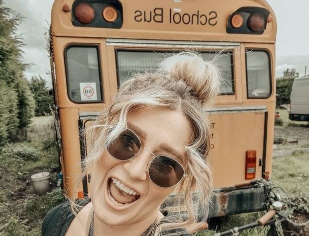 Nhung nguoi bo cuoc song thanh thi de o tren xe buyt hinh anh