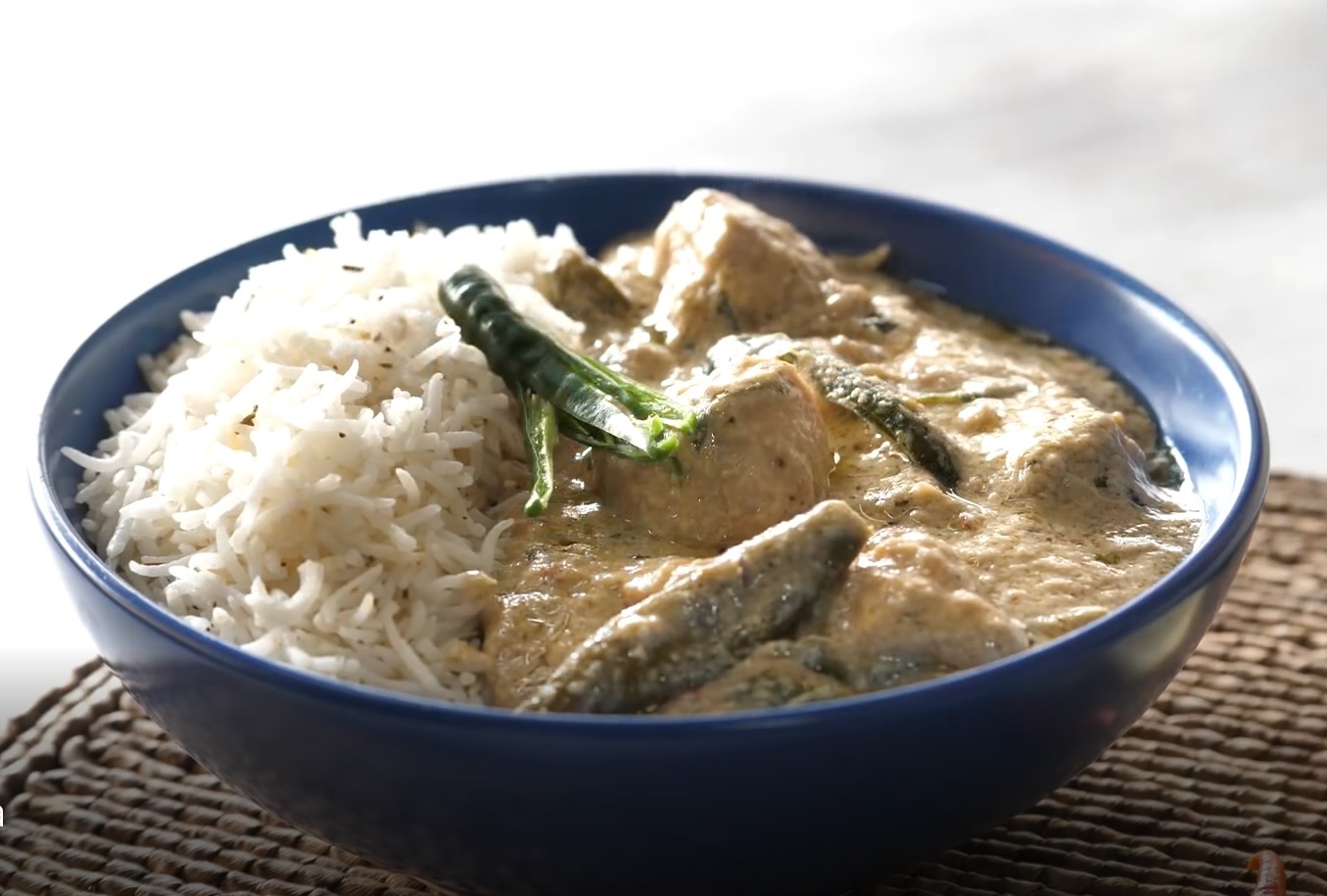 Ga nau dua kieu Thai hinh anh