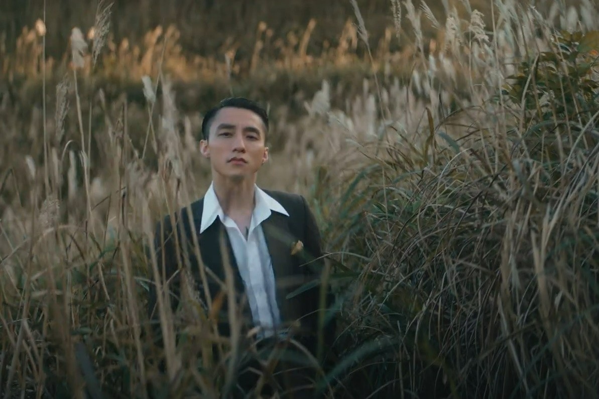 Binh Lieu tuyet dep trong MV moi cua Son Tung hinh anh