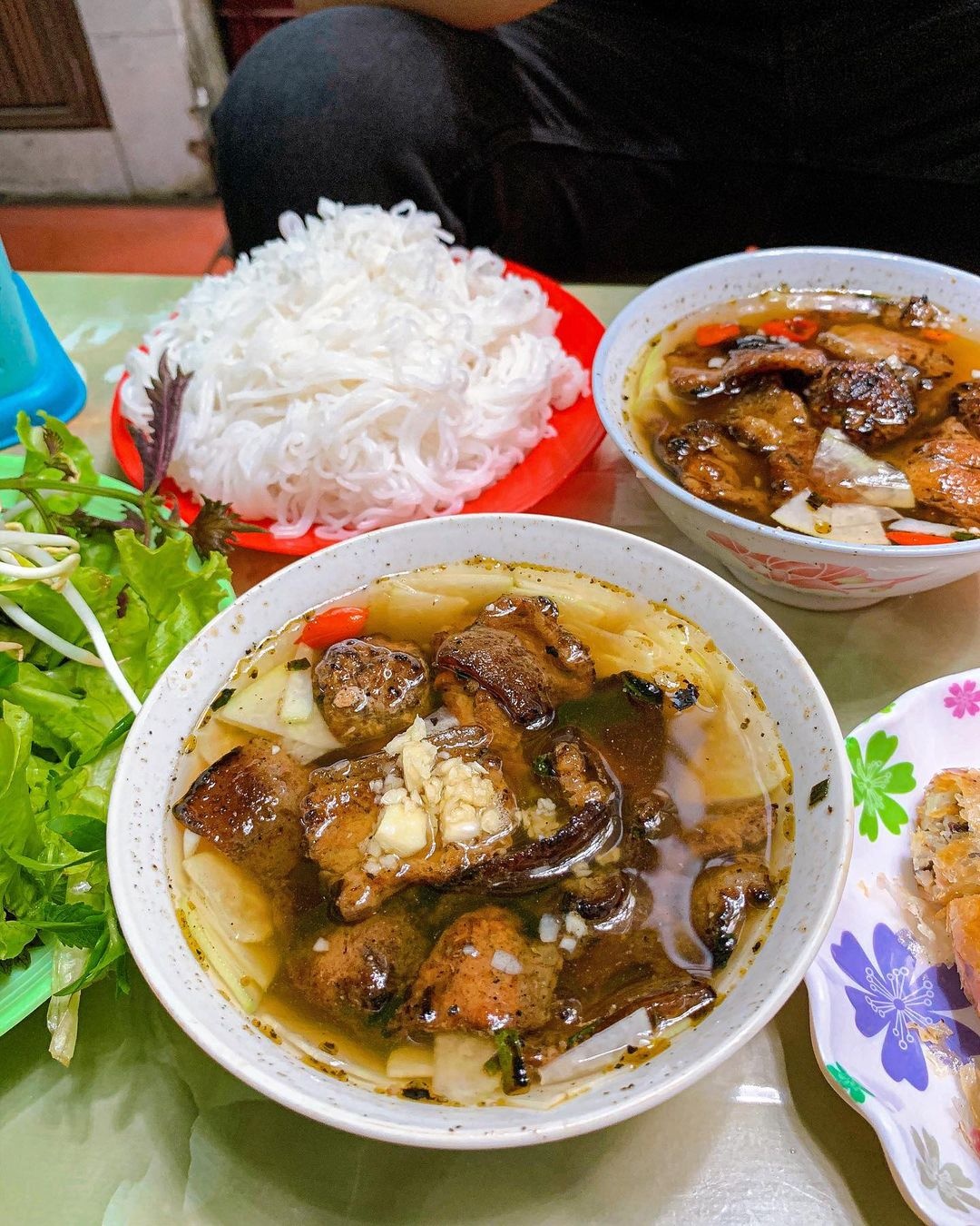 Food tour ở phố cổ Hà Nội ảnh 5 Food tour o pho co Ha Noi anh 5