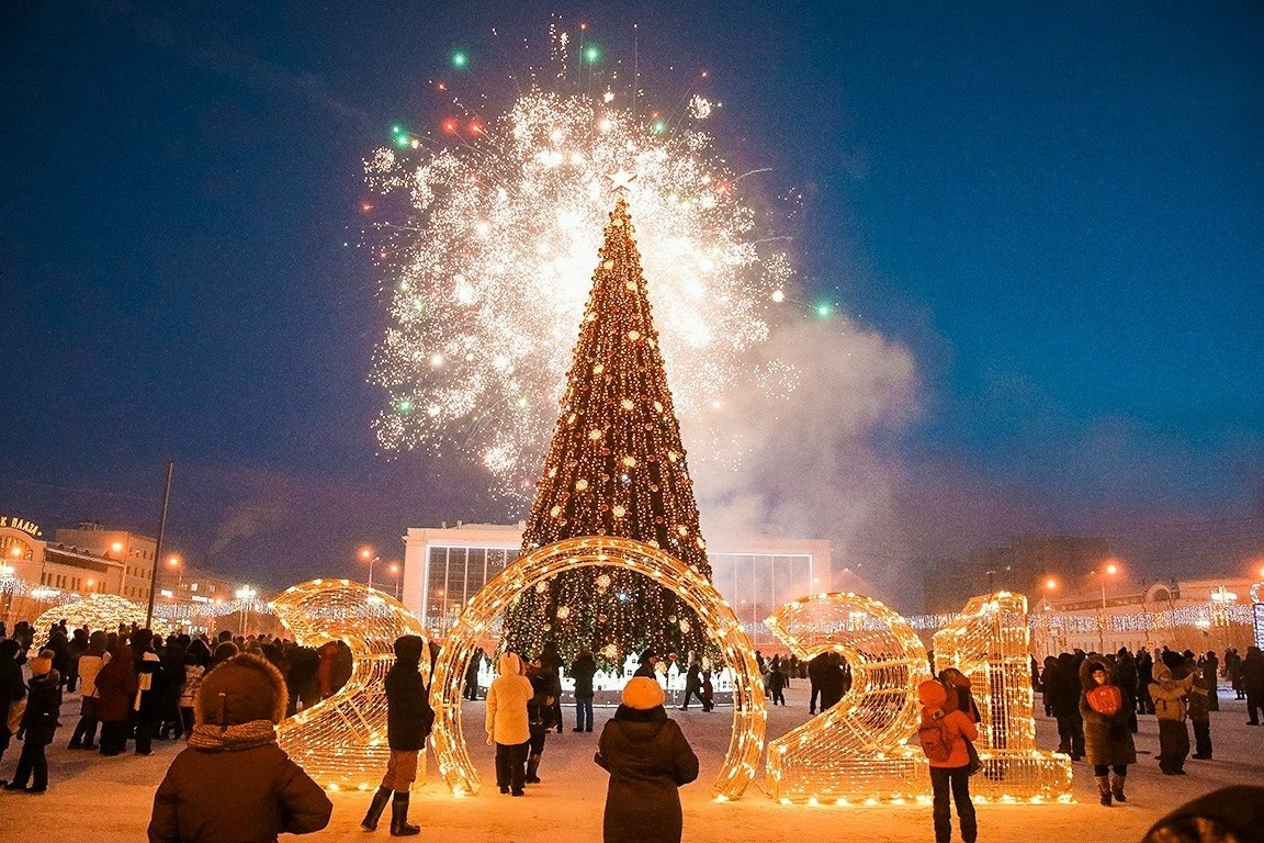 Nuoc Nga trang hoang duong pho chao nam moi 2021 hinh anh