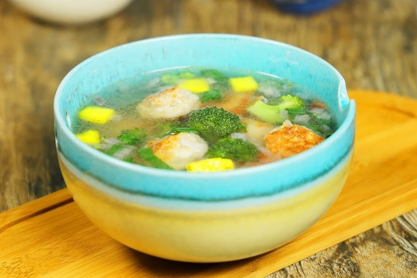 Cach lam canh ga vien rau cu nong hoi hinh anh