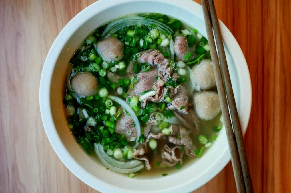 An pho Viet o dao quoc su tu hinh anh