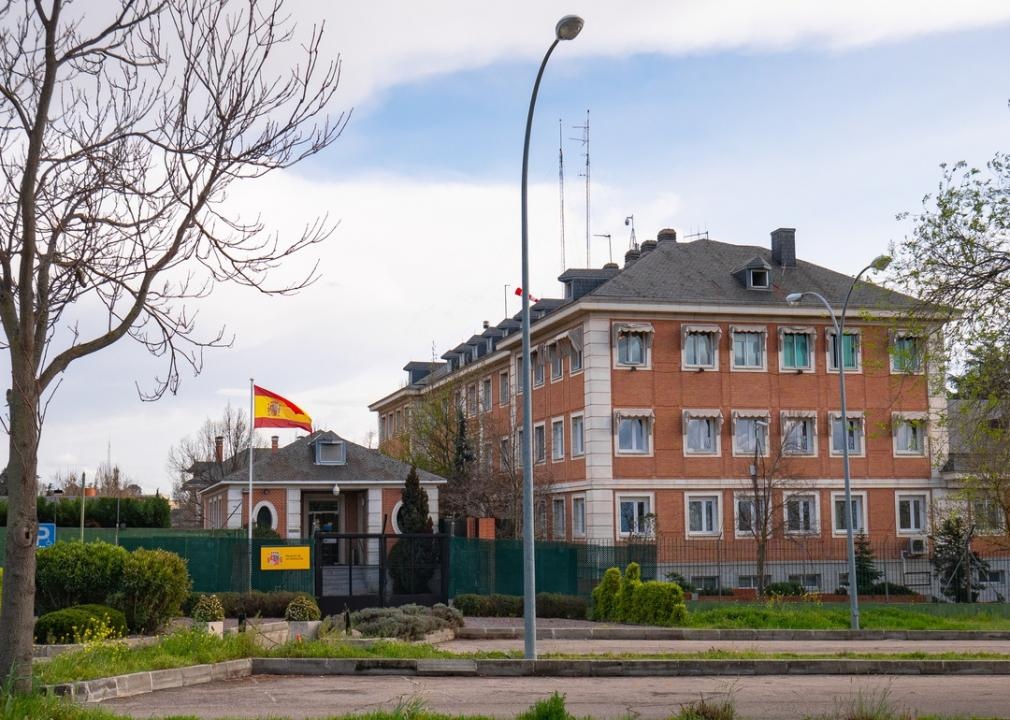 Noi o cua nhung nguoi dung dau quoc gia anh 5