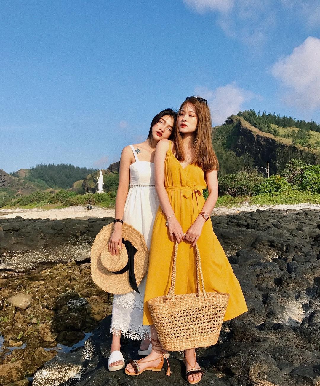 5 hon dao hoang so o mien Trung anh 2