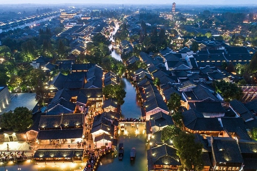 Thi tran nuoc 1.300 nam tuoi o Trung Quoc hinh anh